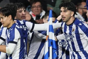 易游体育小组-包含瓦伦西亚战胜皇家社会，结束连败势头！的词条