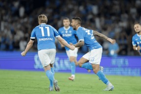 易游体育部门-那不勒斯大胜热那亚，主场势如破竹取得胜利的简单介绍