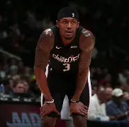 包含雄鹿力克凯尔特人，字母哥表现抢眼，球队晋级前十的词条