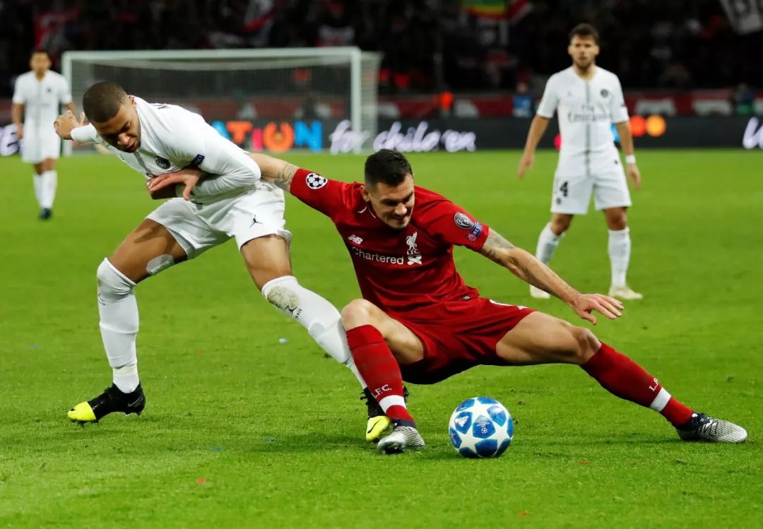 热那亚负于巴塞罗那，小组出线形势堪忧的简单介绍