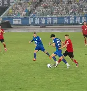 踢出精彩进球,球员灵感无限激荡的简单介绍 踢出精彩进球,球员灵感无限激荡的简单介绍