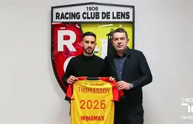 斯特拉斯堡逼平兰斯，保级形势严峻(斯特拉斯堡足球俱乐部)