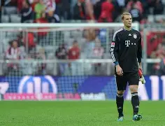 斯特拉斯堡逼平兰斯，保级形势严峻(斯特拉斯堡足球俱乐部)